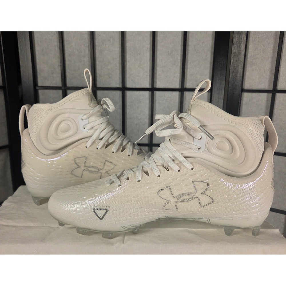 Under Armour 8.5 Spotlight MC Football Cleats White Silver Iridescent High Top